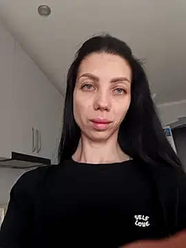 Offline Princessa99885 on StripChat