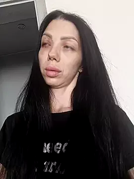 Offline Princessa99885 on StripChat