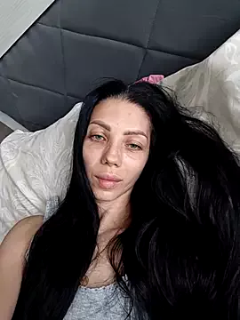 Offline Princessa99885 on StripChat