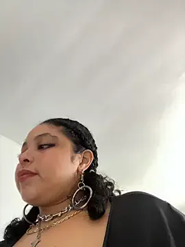 Offline PrincessLauren420 on StripChat