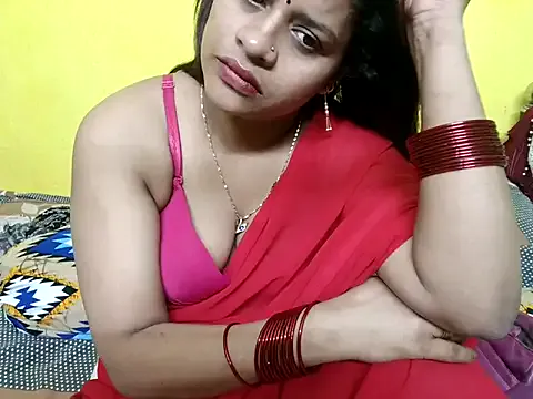 Freechat Princessroooh on StripChat