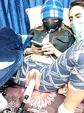 Offline priya-D on StripChat