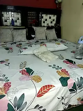 Offline PRIYA_22 on StripChat