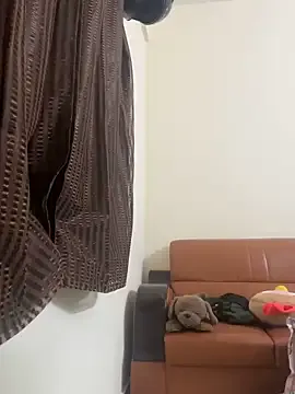 Offline priyadevi17 on StripChat