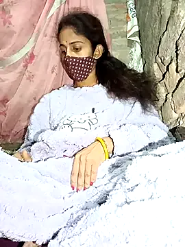 Offline priyastrip314 on StripChat