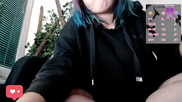 Offline Psychobitch7 on StripChat