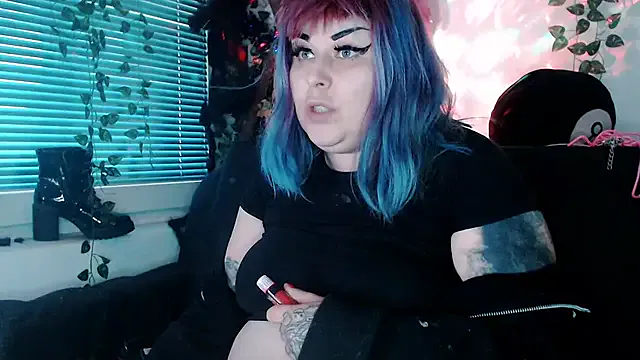 Offline Psychobitch7 on StripChat