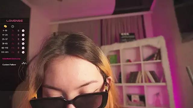 Pussy_Dream from StripChat