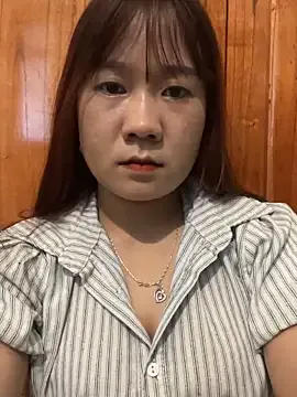 Private qinejr37 on StripChat