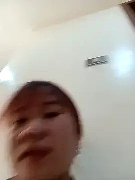 Private qinejr37 on StripChat