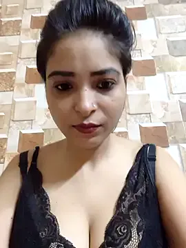 Private QUEEN-ADITI on StripChat