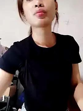 QueenSoreal from StripChat