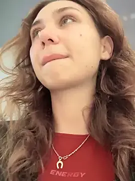 Offline QuitieLia on StripChat