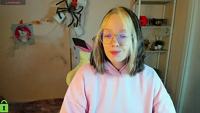 StripChat R0cket_bunny is Freechat R0cket_bunny — ass massage