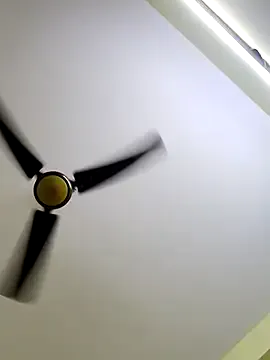 Freechat radhika2 on StripChat