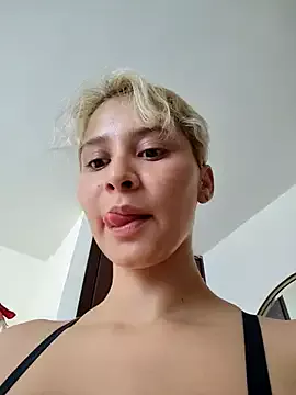 Ramona_Flower on StripChat