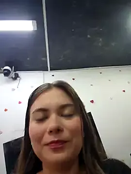 Freechat rapunzel069 on StripChat