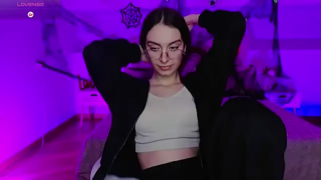 Offline Real_cutie1 on StripChat