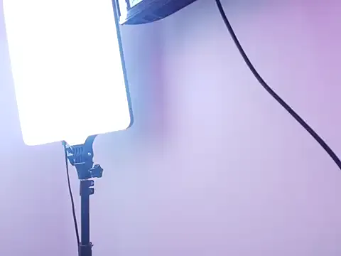 Redhair6 on StripChat