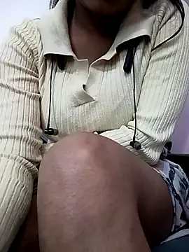 Offline Rekha_89 on StripChat