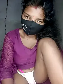 Offline Renuka_GG on StripChat