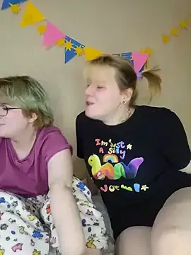 ricky_feline on StripChat