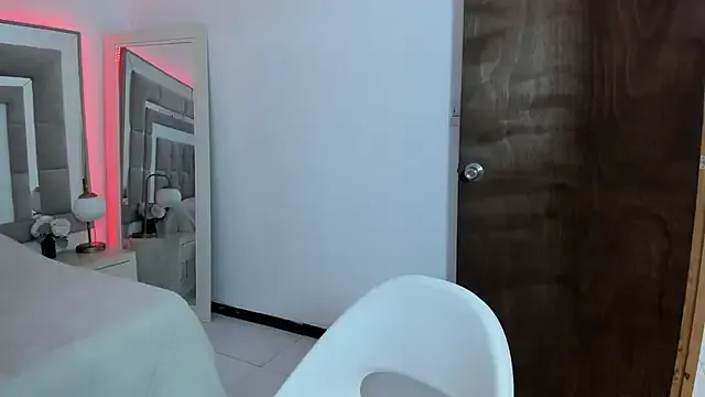 Freechat Rihanna_es on StripChat