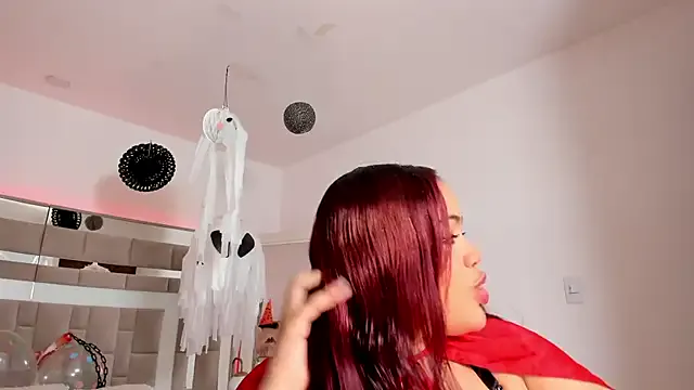 Freechat Rihanna_es on StripChat