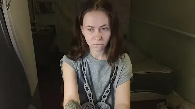 Riley_Roo on StripChat