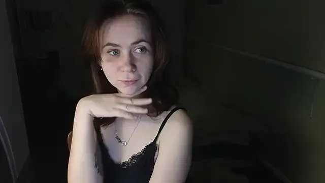 Riley_Roo on StripChat