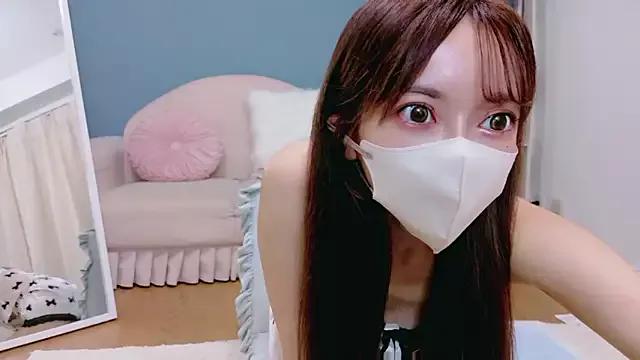 RIRI-style from StripChat is Freechat