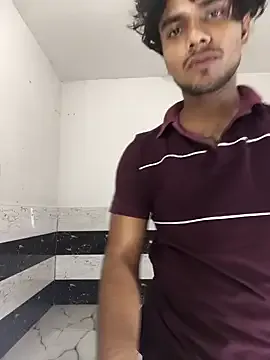 Offline riya190 on StripChat