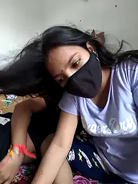 Offline riya190 on StripChat