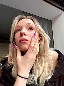 RollDolls — Freechat on StripChat