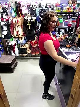 ROSALIASEXSHOP from StripChat is Freechat