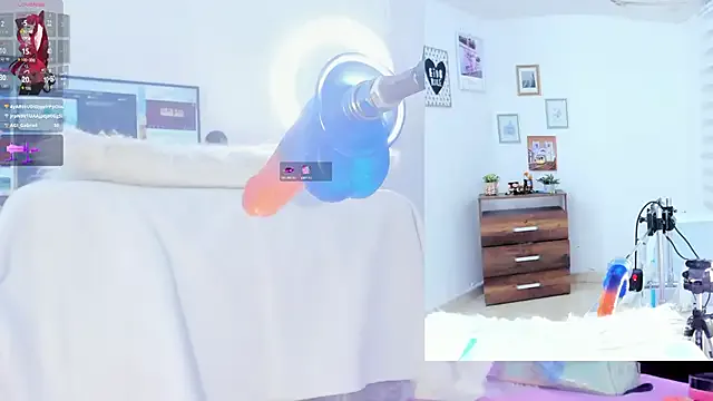 Offline Rosy_Emely on StripChat