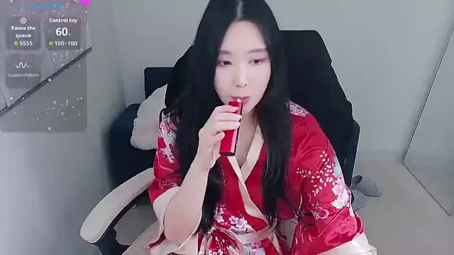 Offline Ruby_p on StripChat