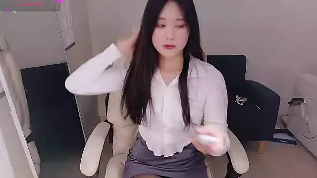 Offline Ruby_p on StripChat