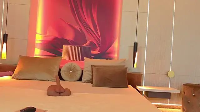 Freechat RubyLuxee on StripChat