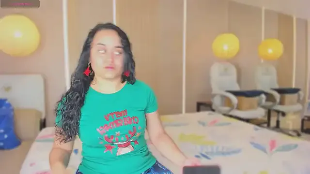 Offline sabrina_shark_ on StripChat