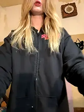 Offline saint_cat25 on StripChat