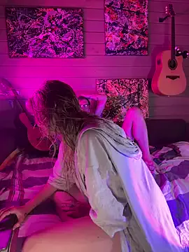 Offline saint_cat25 on StripChat