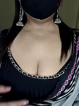 Offline Sakshi-11 on StripChat