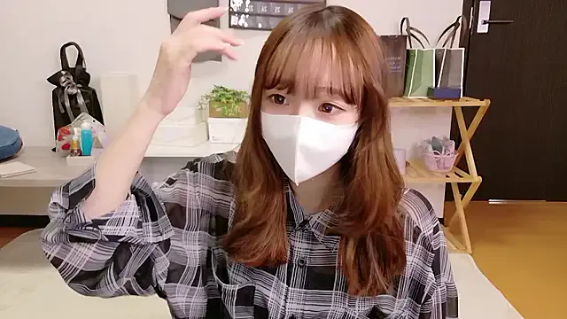 saku_sakura_ — Group on StripChat