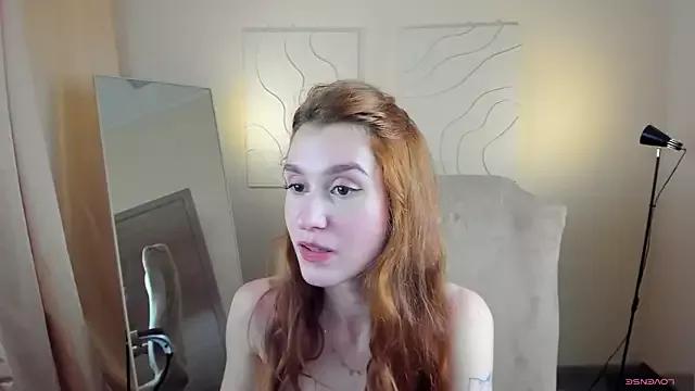 Sally_Biscuit from StripChat