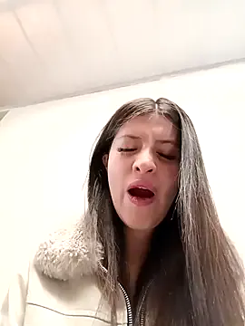 Offline SALOME-28_ on StripChat