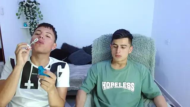 sam_and_noah from StripChat is Freechat