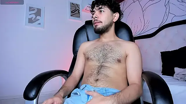 Offline Samir_bear on StripChat