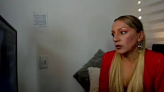 Sammykatt on StripChat 