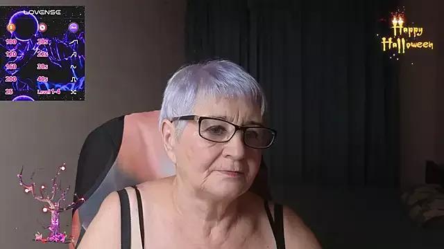 Sandra_Snowflake from StripChat is Freechat